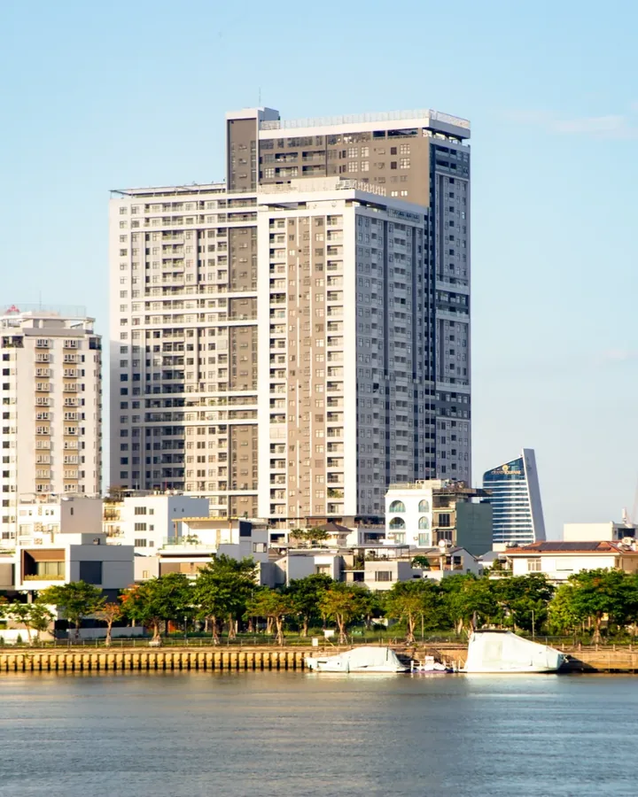 Mặt tiền nhà cần bán